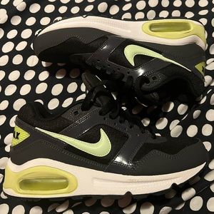 NIKE Air Max Navigate 2012 Reflective Swoosh Running Shoes